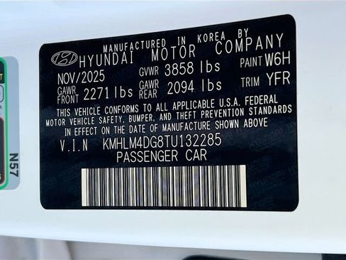New 2026 Hyundai Elantra Sport FWD image 28
