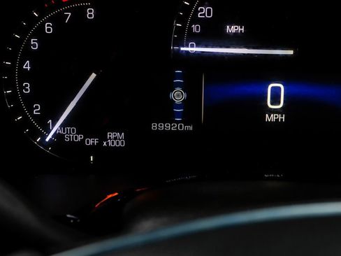 Used 2018 Cadillac XT5 FWD image 25