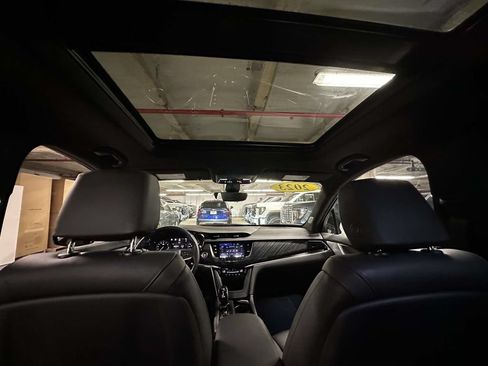 Used 2023 Cadillac XT6 Premium Luxury w/ Technology Package AWD/4WD image 19