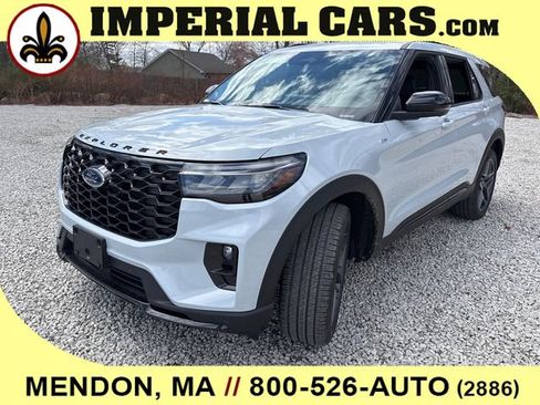New 2026 Ford Explorer ST-Line image 5