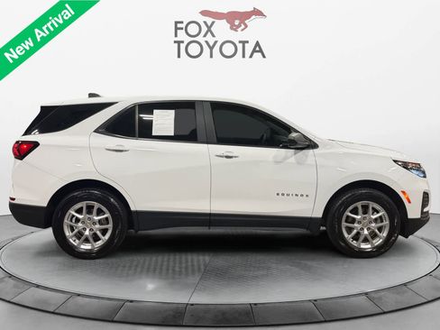 Used 2022 Chevrolet Equinox LS AWD/4WD image 7