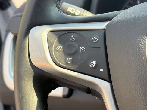 Used 2023 GMC Terrain SLT AWD/4WD image 17
