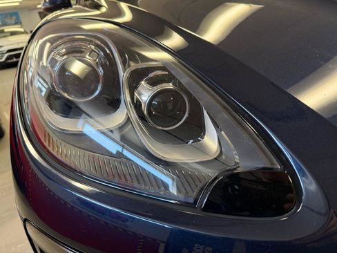 Used 2018 Porsche Macan S AWD/4WD image 21