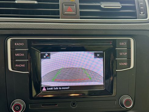 Used 2018 Volkswagen Jetta Wolfsburg Edition FWD image 21