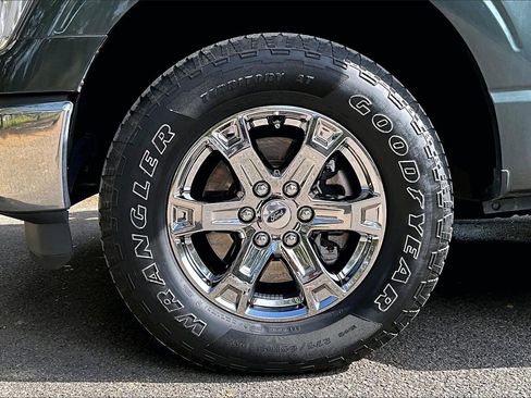 Used 2021 Ford F150 Lariat image 31