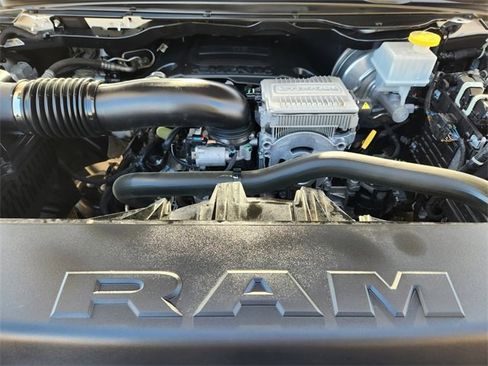 Used 2023 RAM 1500 Limited image 33