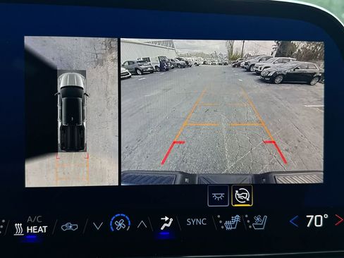 Used 2025 Chevrolet Silverado EV LT image 27