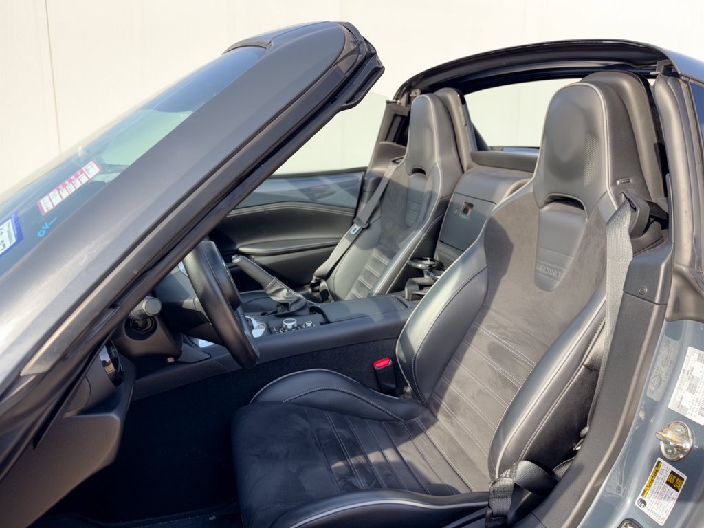 Used 2021 MAZDA MX-5 Miata RF Club w/ Brembo/BBS Recaro Package RWD image 5