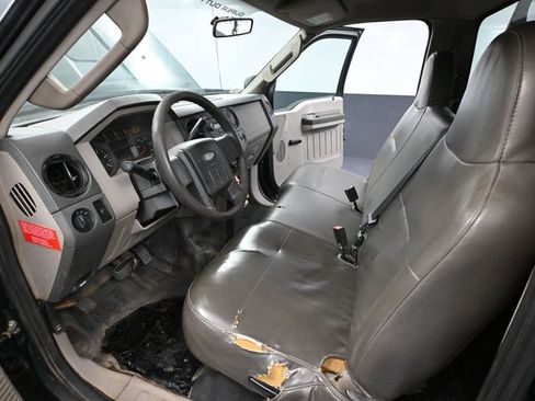 Used 2010 Ford F550 4x4 Regular Cab Super Duty image 18