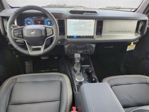 New 2026 Ford Bronco Outer Banks image 15