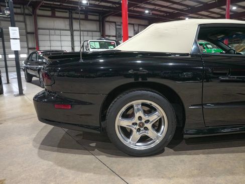 Used 2001 Pontiac Firebird Trans Am RWD image 25