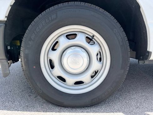 Used 2024 Ford F150 XL RWD image 13
