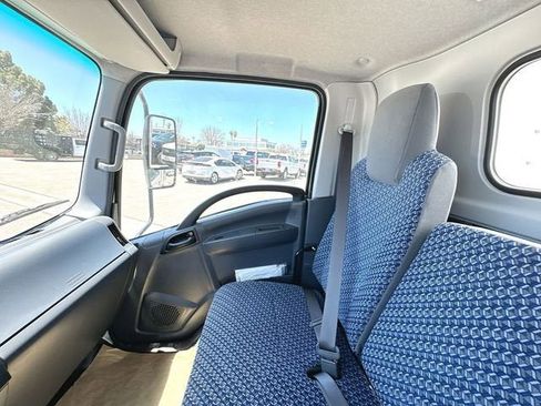 New 2024 Chevrolet Low Cab Forward image 4