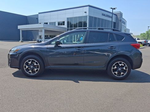 Used 2018 Subaru Crosstrek 2.0i Premium w/ Moonroof Package AWD/4WD image 4