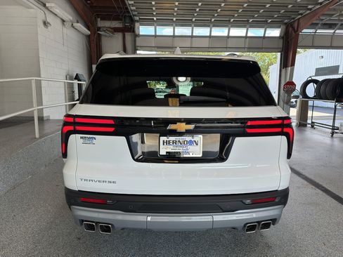 New 2026 Chevrolet Traverse LT w/ LPO, Floor Liner Package image 29