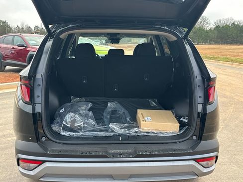 New 2026 Hyundai Tucson SEL FWD image 19