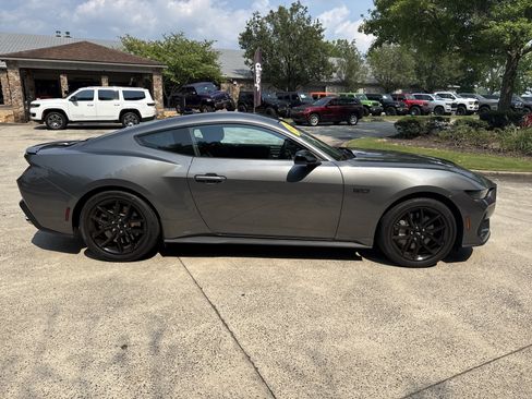Used 2025 Ford Mustang GT w/ Mustang Nite Pony Package RWD image 8