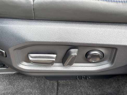 Used 2025 Toyota Tundra Platinum image 21