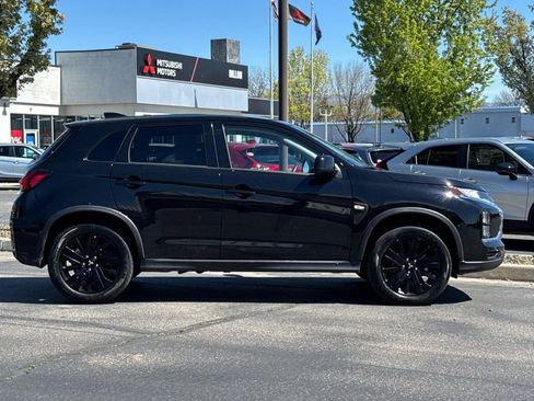 Used 2025 Mitsubishi Outlander Sport LE AWD/4WD image 3