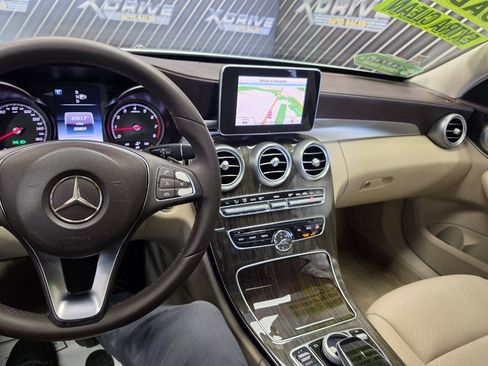 Used 2015 Mercedes-Benz C 300 4MATIC Sedan image 21
