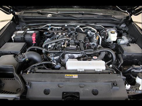 Used 2025 Toyota Tacoma TRD Off-Road w/ TRD Off Road Upgrade Package AWD/4WD image 32