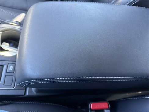 Used 2018 Subaru Legacy 2.5i Limited image 39