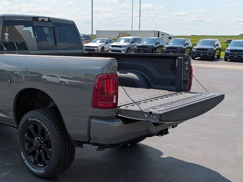 New 2026 RAM 2500 Big Horn AWD/4WD image 7