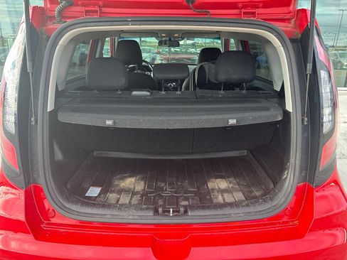 Used 2018 Kia Soul + w/ Audio Package FWD image 11