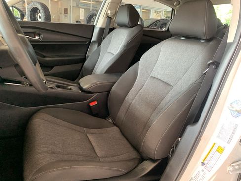 Used 2023 Honda Accord EX image 12