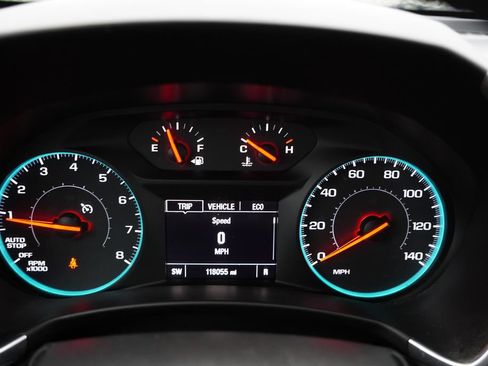 Used 2018 Chevrolet Equinox LT AWD/4WD image 32
