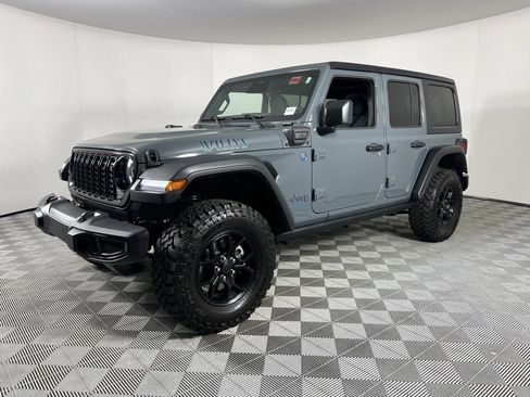 Certified 2025 Jeep Wrangler Unlimited Sport S 4xe image 9