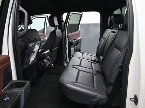 Used 2023 Ford F150 Lariat w/ Equipment Group 502A High image 19