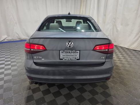 Used 2016 Volkswagen Jetta Sport image 5