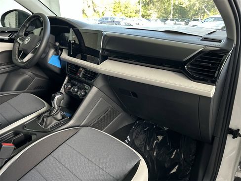 New 2026 Volkswagen Taos S image 31