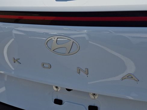 Certified 2024 Hyundai Kona SEL AWD/4WD image 30