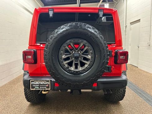 Used 2024 Jeep Wrangler Unlimited Rubicon 392 AWD/4WD image 3