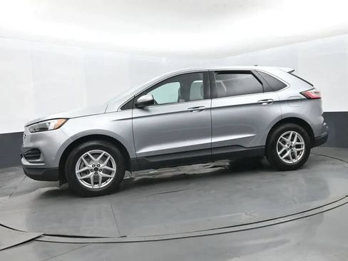 Used 2024 Ford Edge SEL AWD/4WD image 5