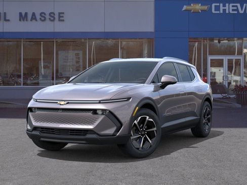 New 2026 Chevrolet Equinox EV LT image 6