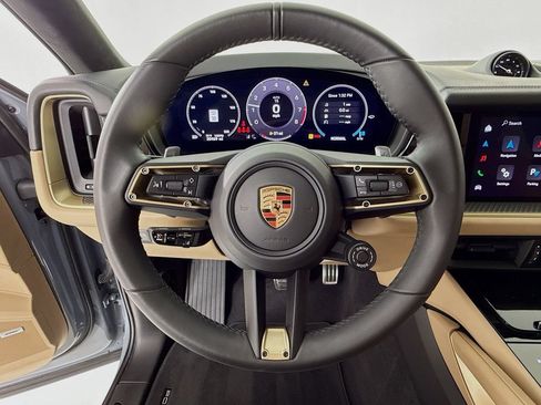 Certified 2025 Porsche Cayenne GTS AWD/4WD image 15