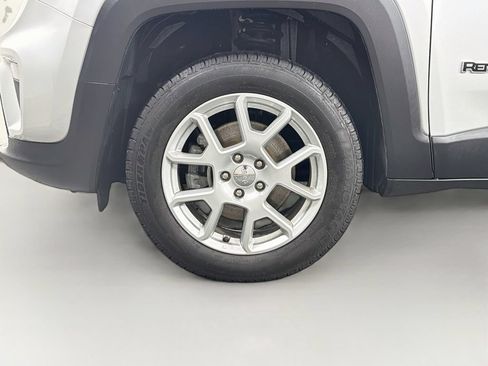 Used 2021 Jeep Renegade Limited w/ Sun & Sound Group AWD/4WD image 32
