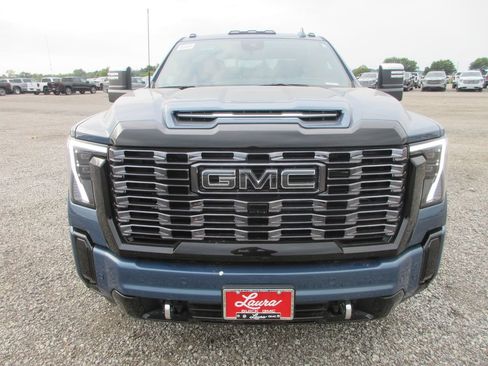 New 2026 GMC Sierra 2500 Denali Ultimate AWD/4WD image 12