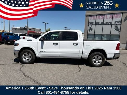 Used 2025 RAM 1500 Big Horn AWD/4WD image 2