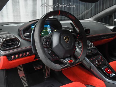 Used 2016 Lamborghini Huracan LP 580-2 image 8