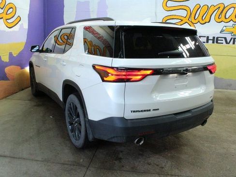 Used 2022 Chevrolet Traverse RS image 6