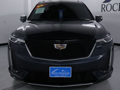 Used 2020 Cadillac XT6 Sport image 2