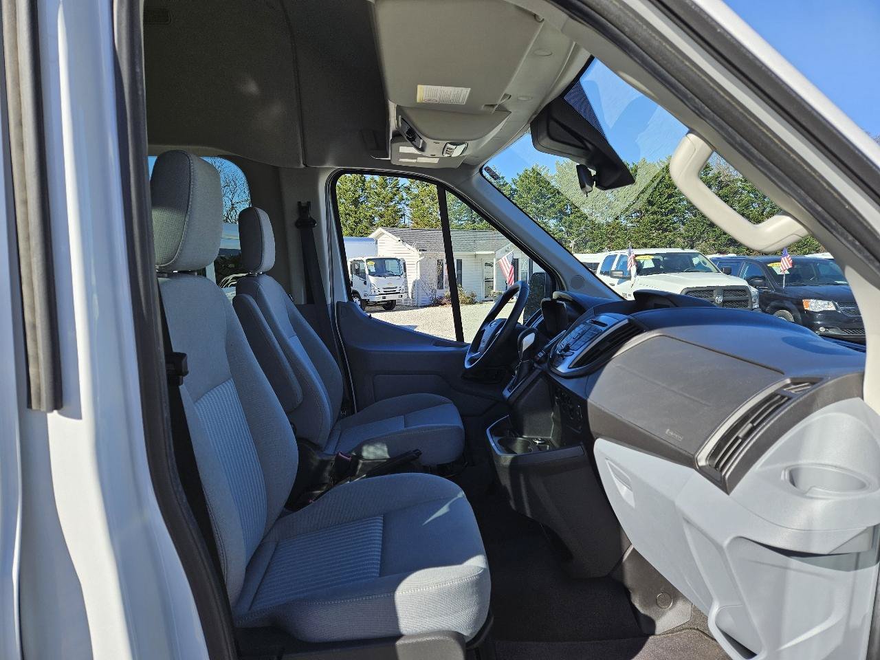 Used 2016 Ford Transit 350 XLT RWD image 16