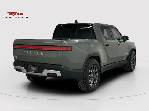 Used 2022 Rivian R1T Launch Edition image 7