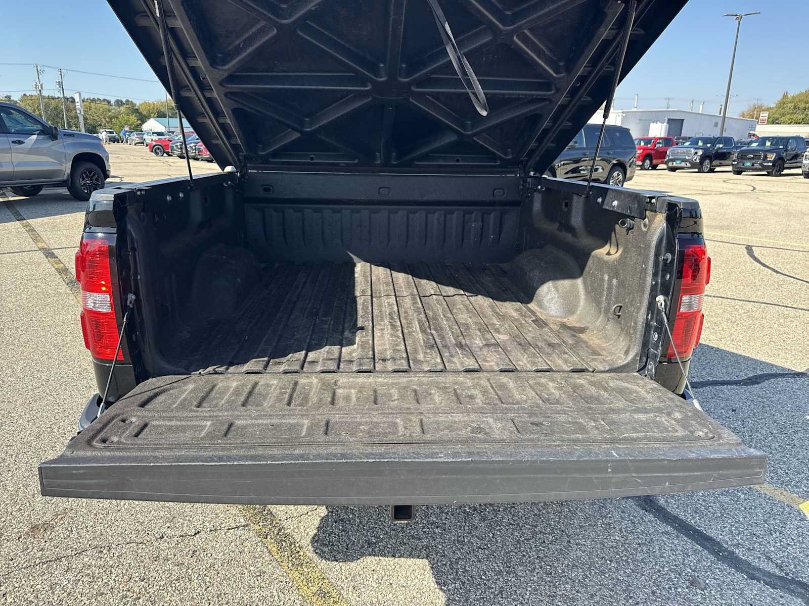 Used 2016 GMC Sierra 1500 SLE w/ SLE Value Package AWD/4WD image 7