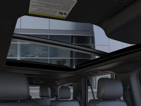 New 2025 Ford Expedition Platinum w/ Stealth Performance Package AWD/4WD image 22