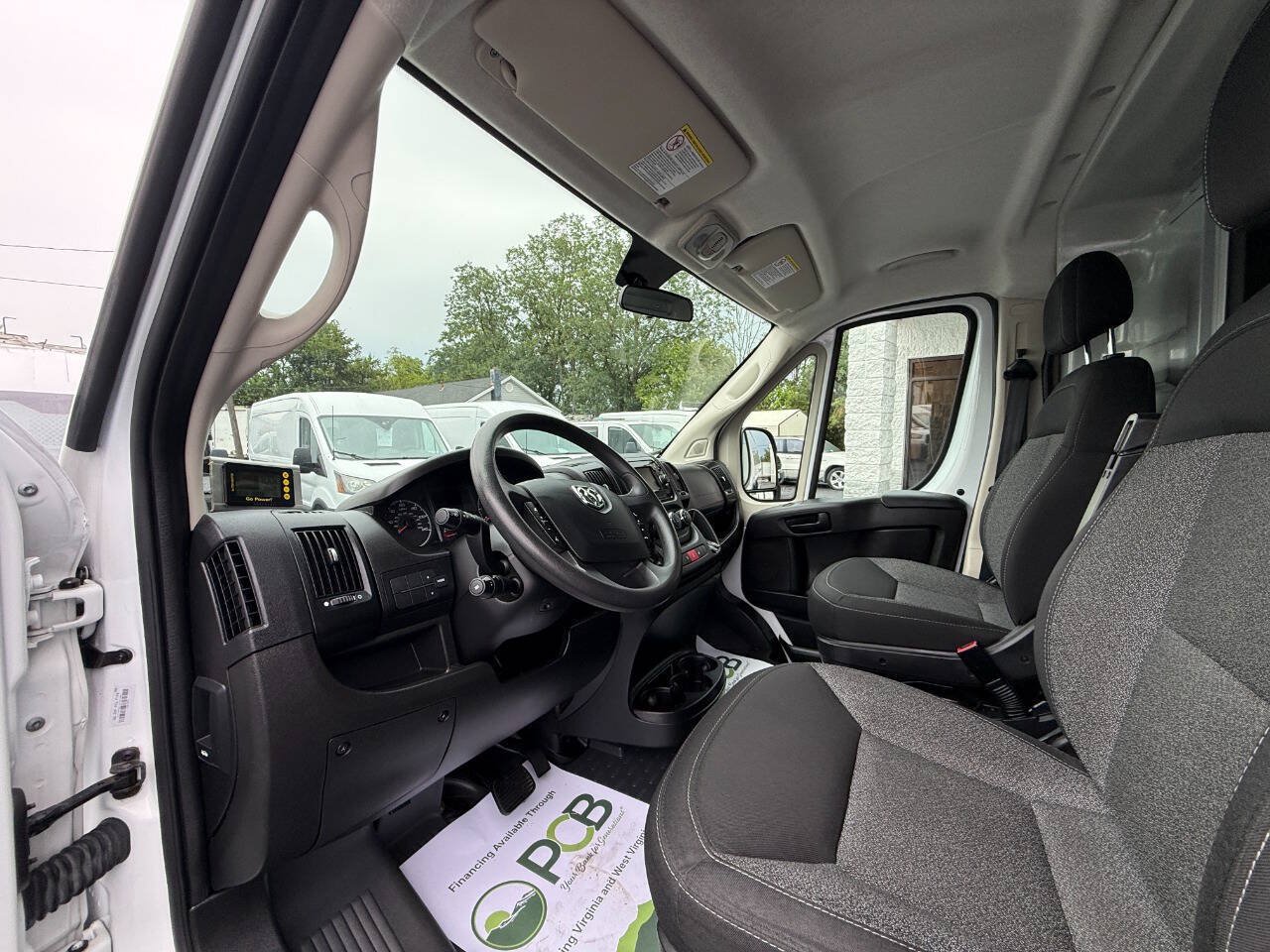 Used 2021 RAM ProMaster 2500 w/ Interior LED Lighting Group FWD image 5